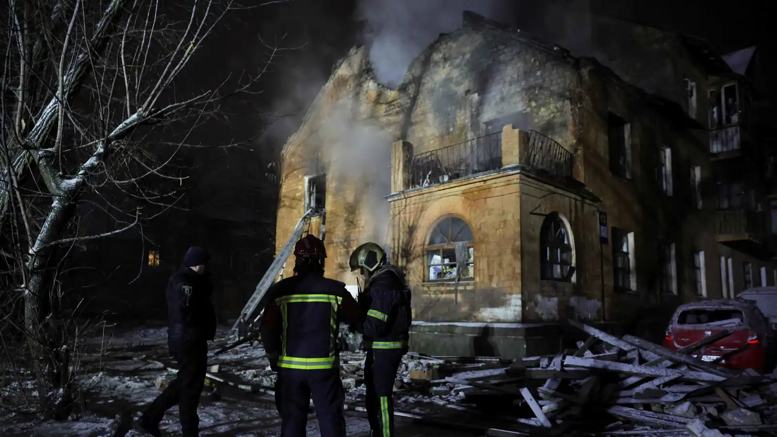 روسيا تضرب أهدافا أوكرانية ردا على استهداف مقر بوتين (فيديو)