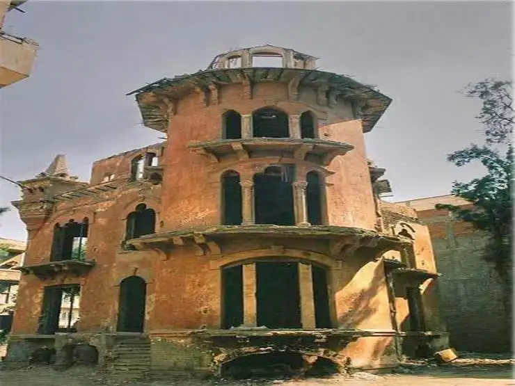 القصر الأحمر