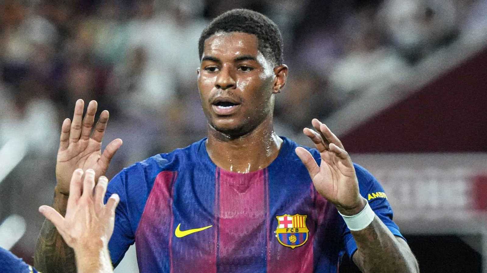 "احتفال بارد".. راشفورد يسجل أول أهدافه بقميص برشلونة  (فيديو)