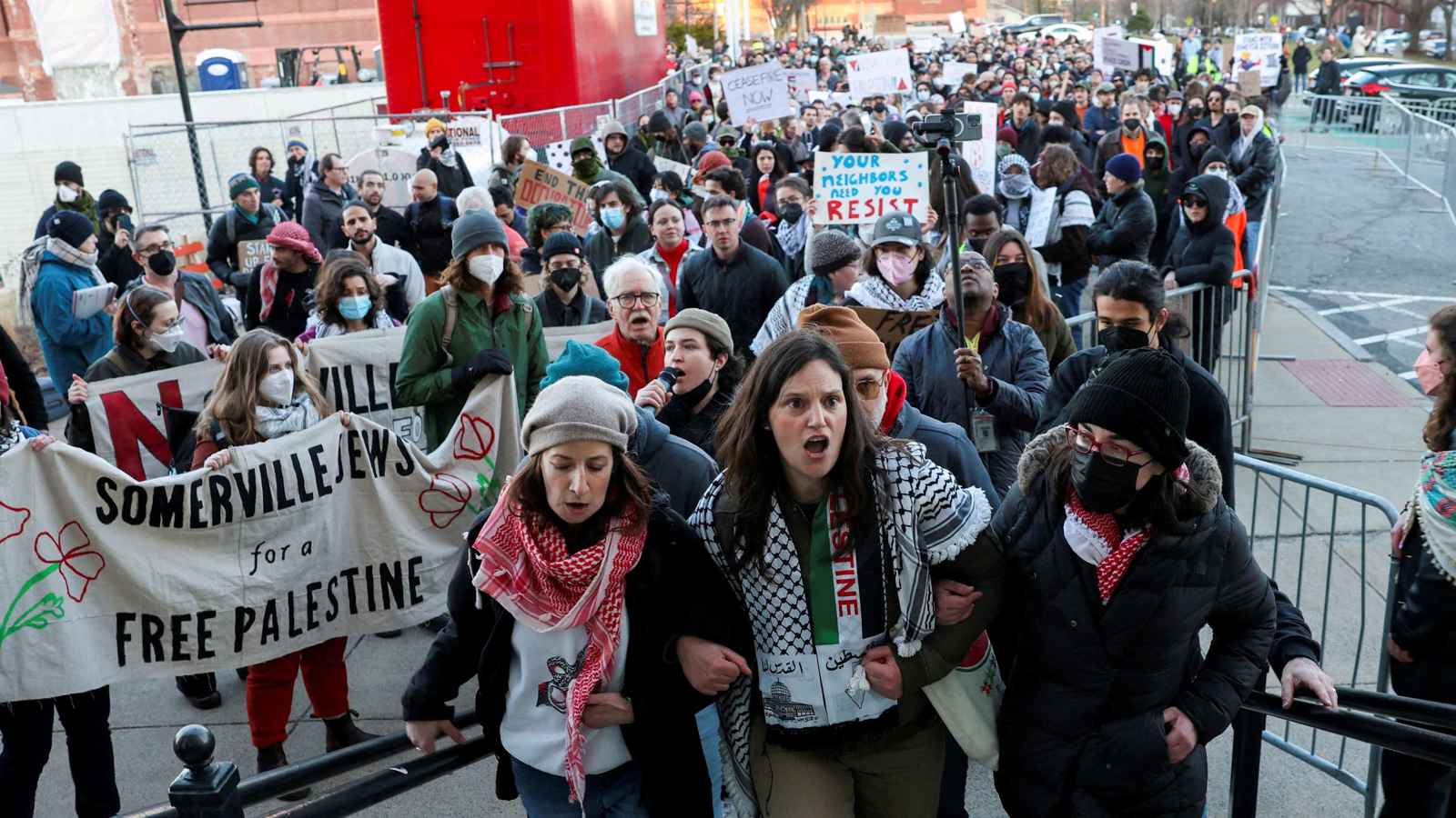 احتجاز طالبة تركية ينذر باندلاع "أزمة دستورية" في أمريكا