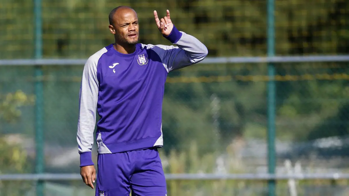 تغريم أندرلخت البلجيكي بسبب تعيين فينسنت كومباني مدربًا