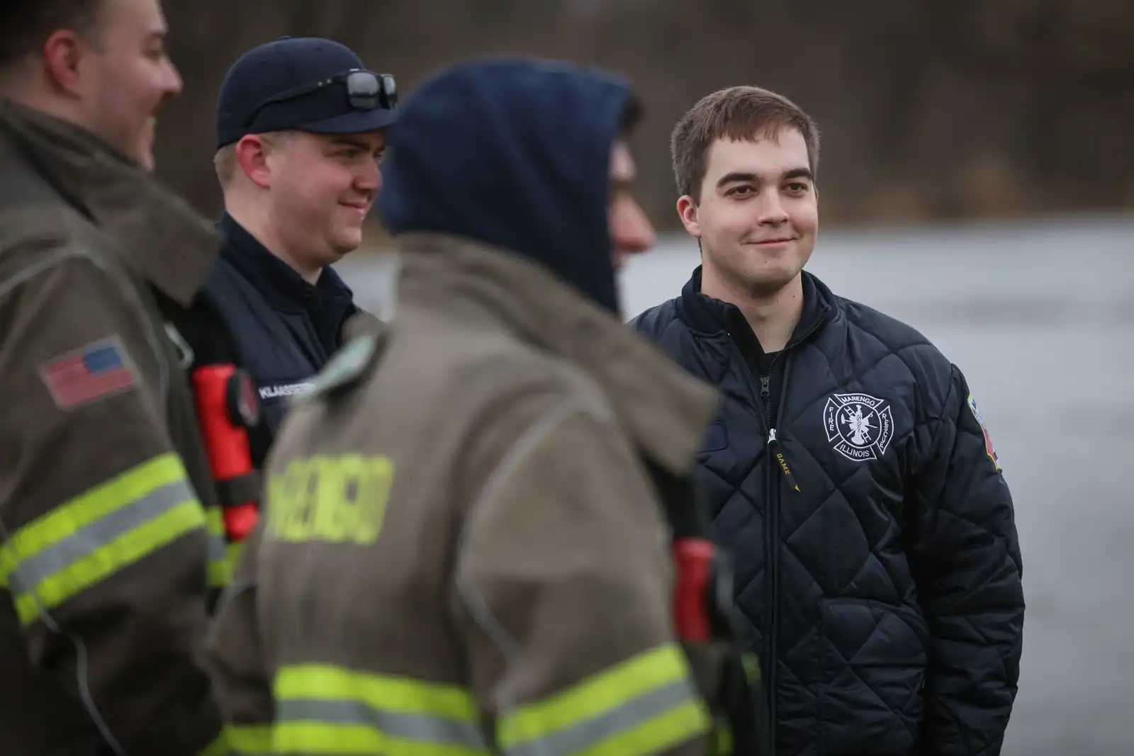 اثناء عملية إنقاذ حصان عالق وسط مياه فيضانات