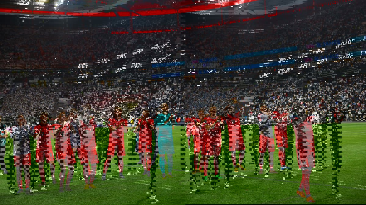 بايرن ميونخ يحذّر منافسيه ويستهل حملة الدفاع عن الدوري الألماني بالفوز على فرانكفورت 6-1