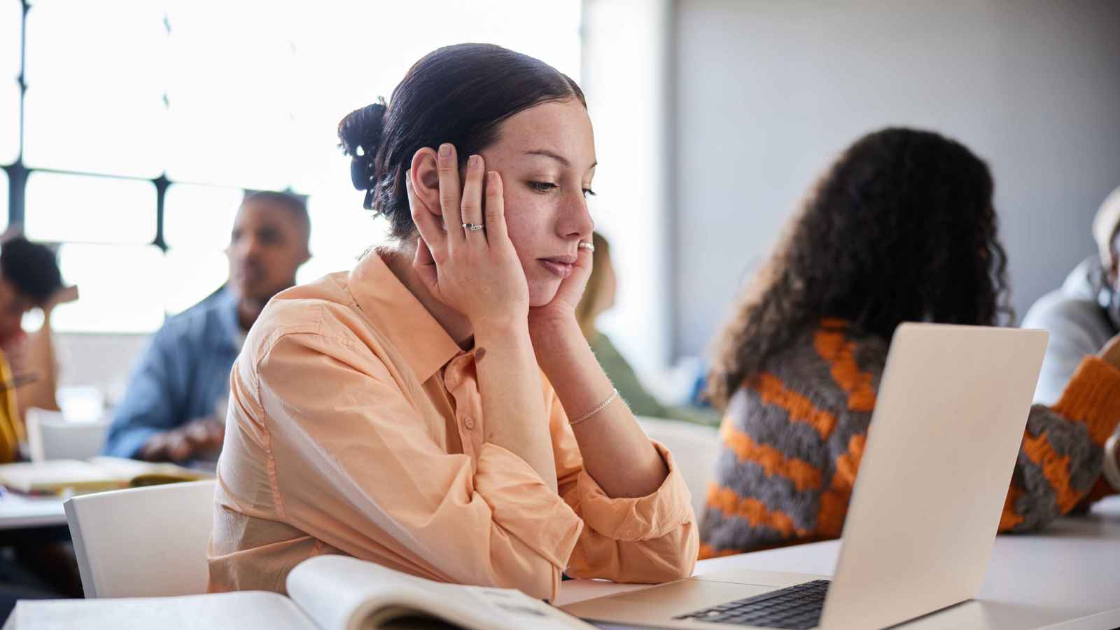 تشخيصات خاطئة لاضطراب قلة الانتباه وفرط النشاط بسبب "تيك توك"