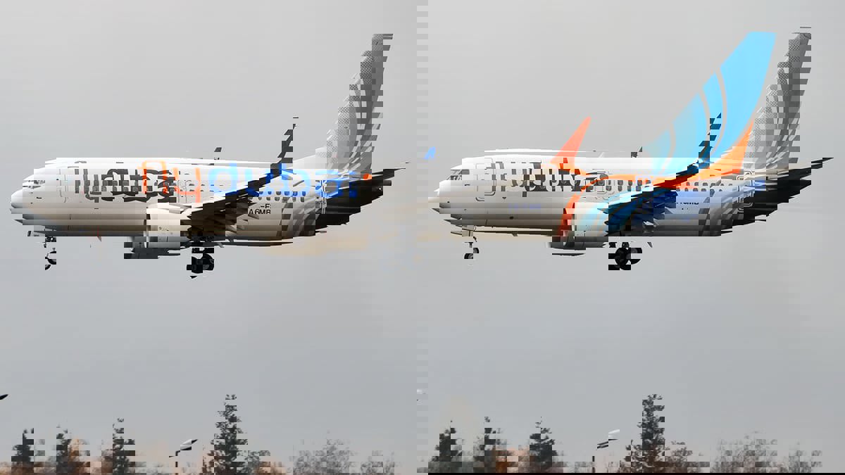 بعد دوي انفجارات أصفهان.. "فلاي دبي" تعلن إلغاء رحلاتها إلى طهران