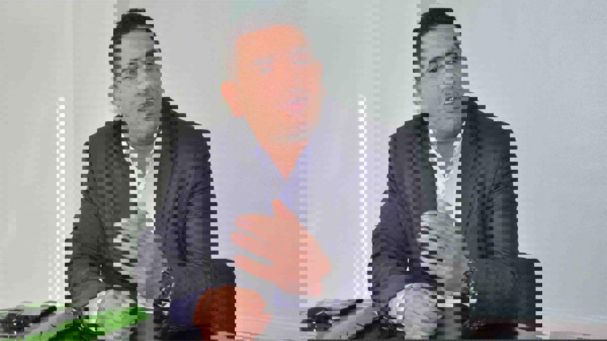 بعد يوم على تشييع الناشط دبازي.. توقيف المعارض الجزائري كريم طابو