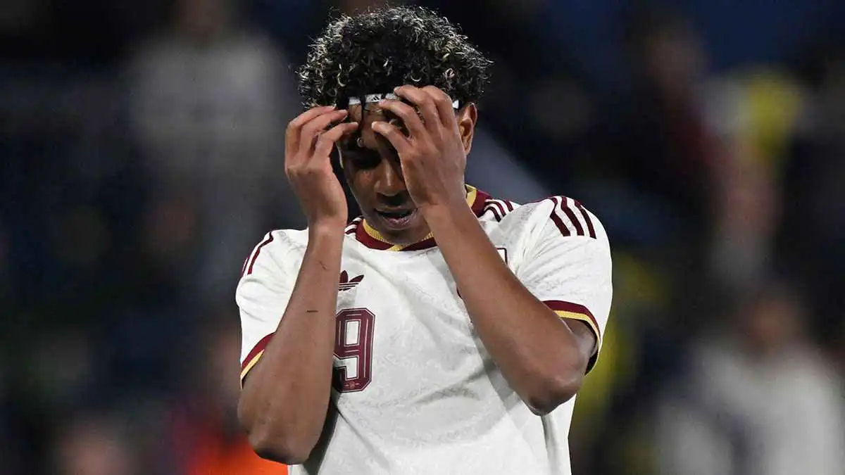 "أنا مسلم الحمد لله".. أول تعليق من لامين يامال حول الهتافات العنصرية ضد مصر