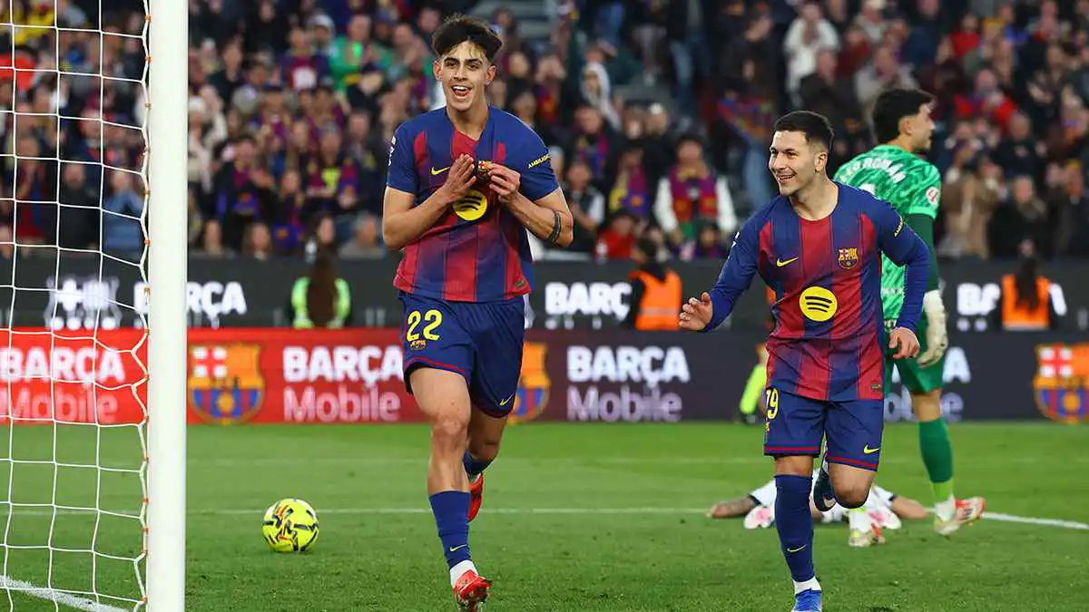 برشلونة يعثر على "بوسكيتس جديد"