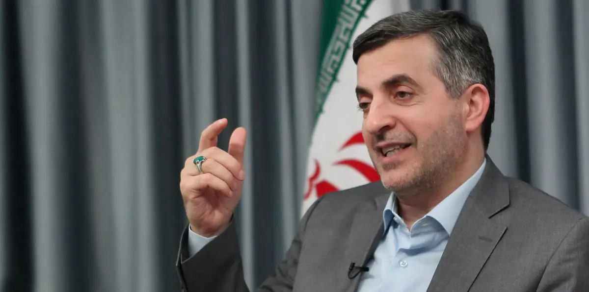 إيران تنقل مساعد نجاد المعتقل إلى زنزانة سجين من داعش