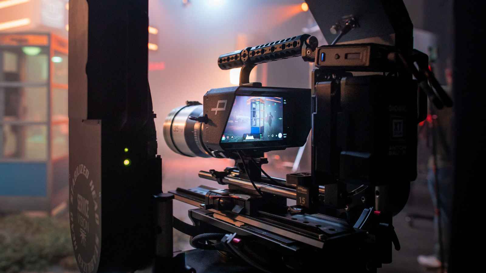 رحيل قيس الزبيدي.. نصف قرن من الشغف السينمائي