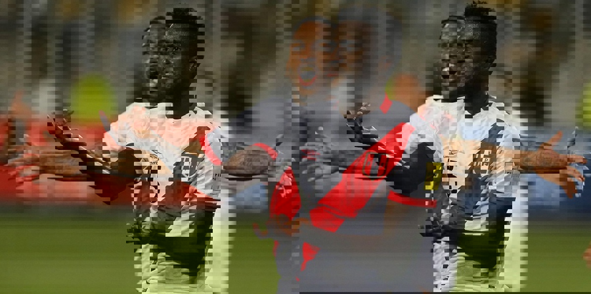 البيروفي راموس يطرق أبواب نادي النصر السعودي