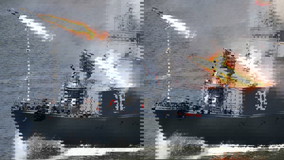 روسيا تجري تدريبات في بحر بارنتس على التصدي للسفن 