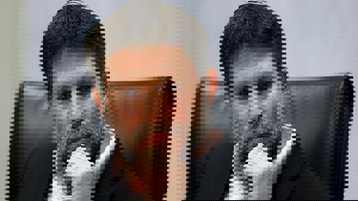 بعد الهجوم الإيراني.. وزير إسرائيلي يهدد برد عنيف "يهز طهران"