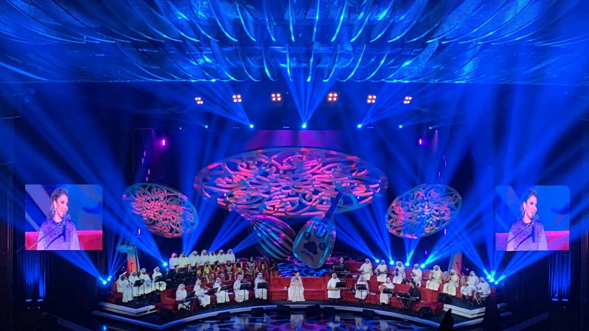 أصالة تتألق في حفل السعودية بدويتو مع عبادي الجوهر (فيديو)