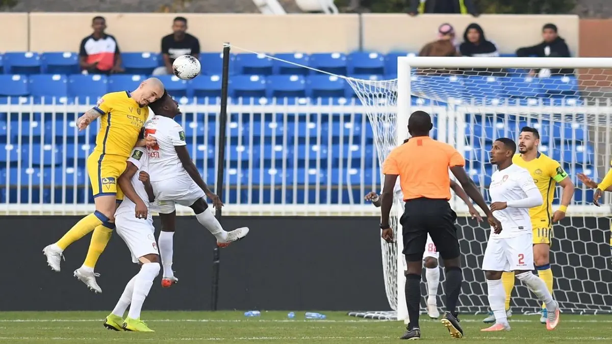 طرد مشجع لنادي الهلال قبل مباراة النصر ضد ضمك بكأس خادم الحرمين (فيديو)