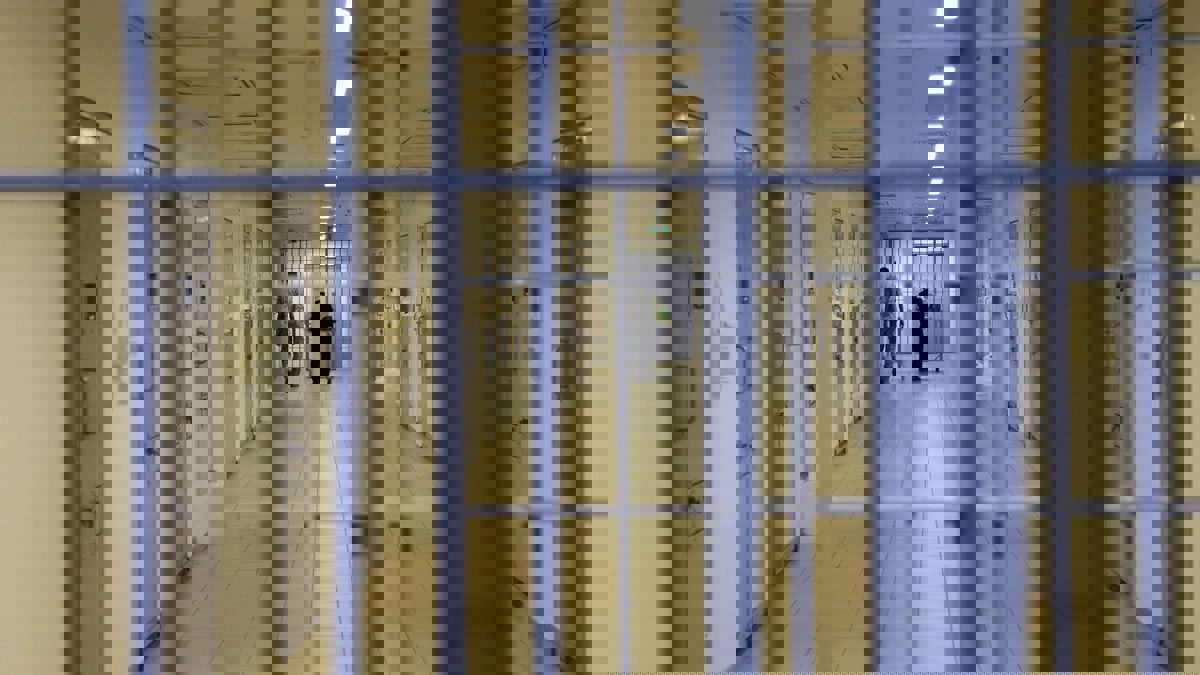 الكويت.. "الجنايات" تؤيد حكمًا بالسجن 17 عامًا لمواطن اعتدى على وافد مصري