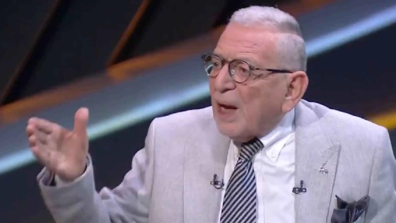 سوف أعلن الأسماء.. عدلي القيعي يهدد نجوم الأهلي "المتخاذلين" (فيديو)