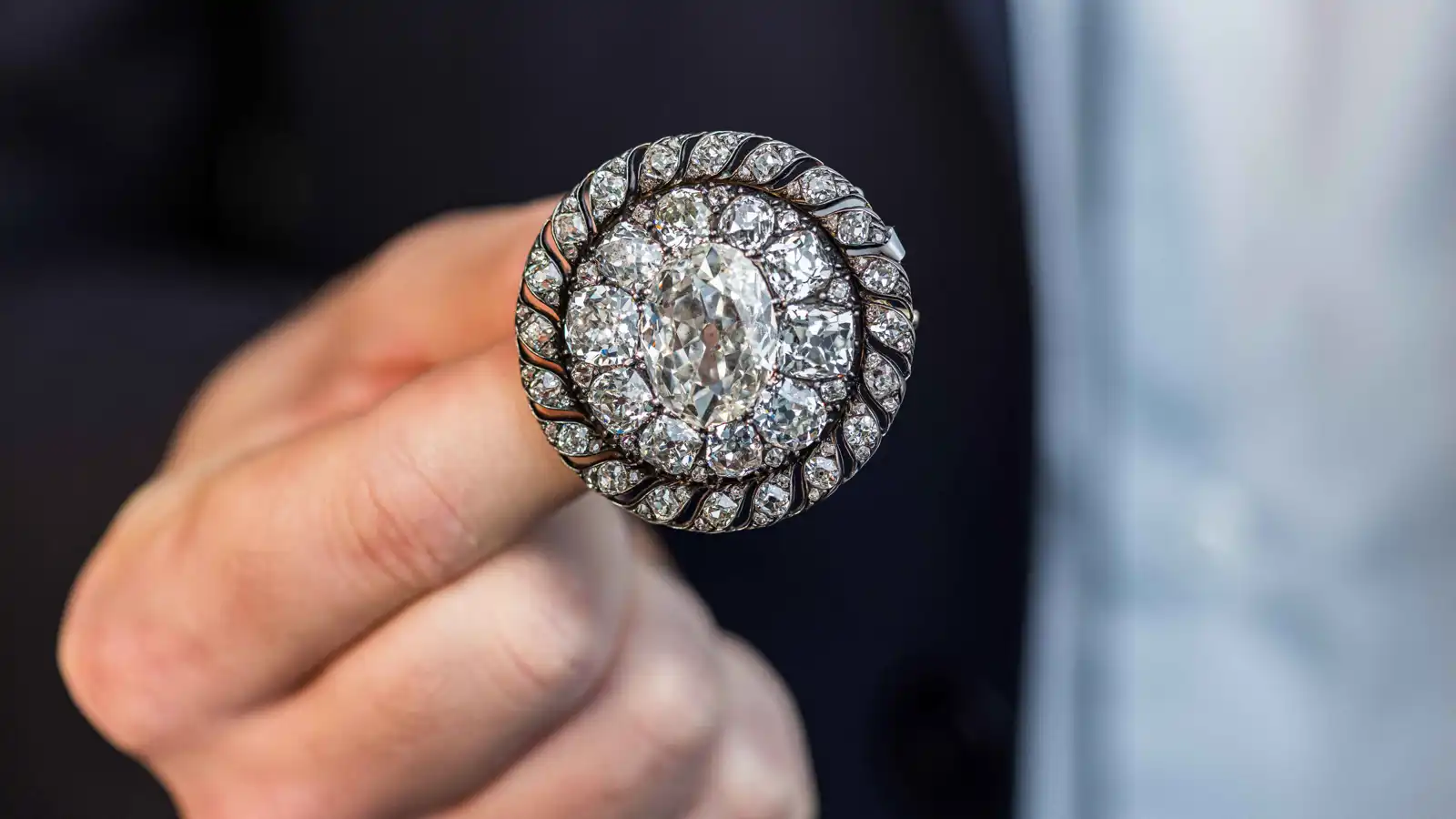 دبوس نابليون