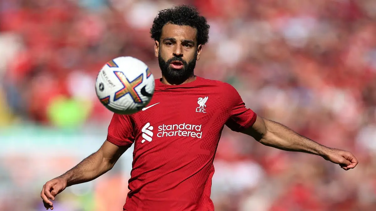 محمد صلاح يودع الملكة إليزابيث