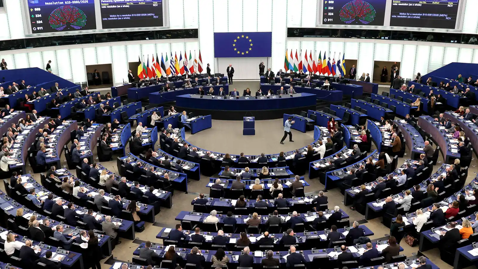 بسبب غرينلاند ورسوم ترامب.. أوروبا ترجئ بحث استئناف الاتفاق التجاري