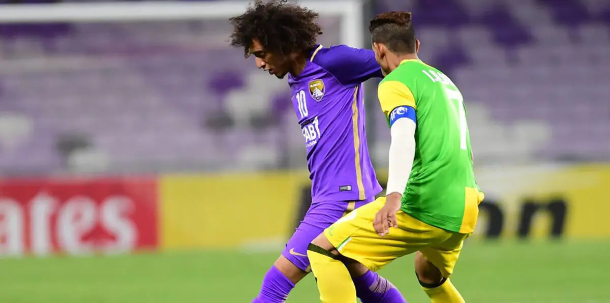 إصابة قوية لـ"عموري" في مباراة العين والمالكية وخروجه باكيًا على محفة (فيديو)