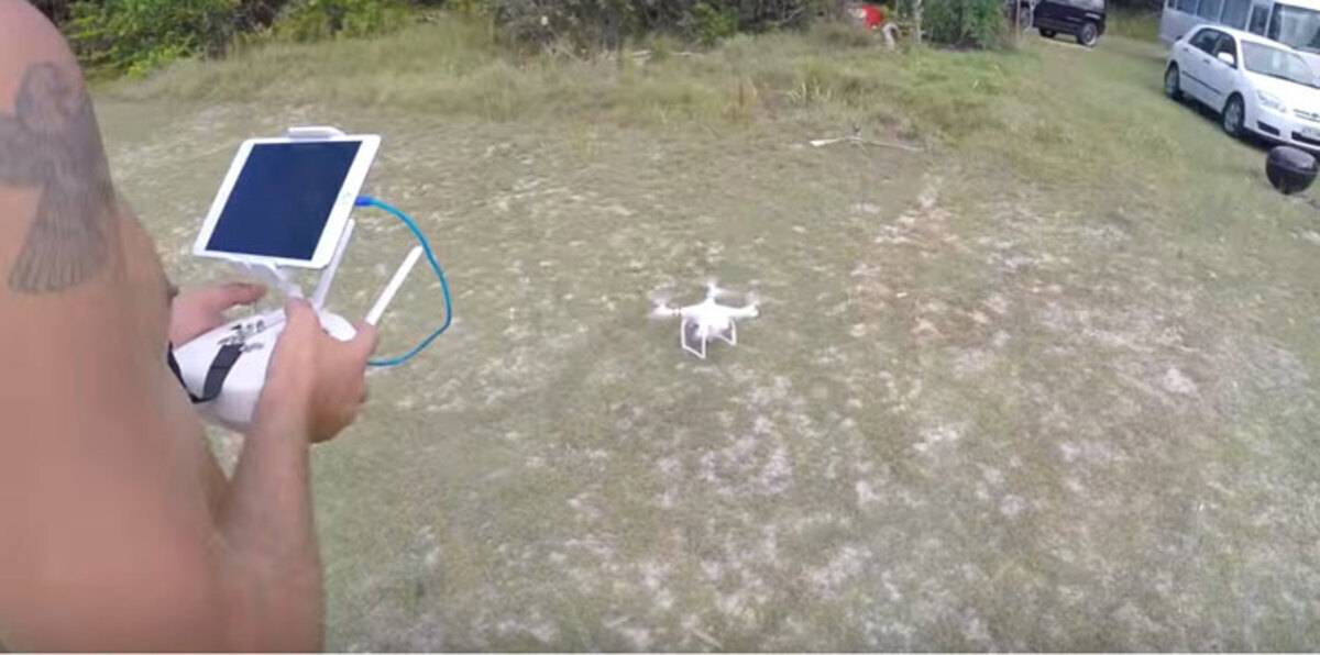 بالفيديو.. صيادانِ يستعينانِ بطائرة بدون طيار في صيد سمكة بأستراليا‎