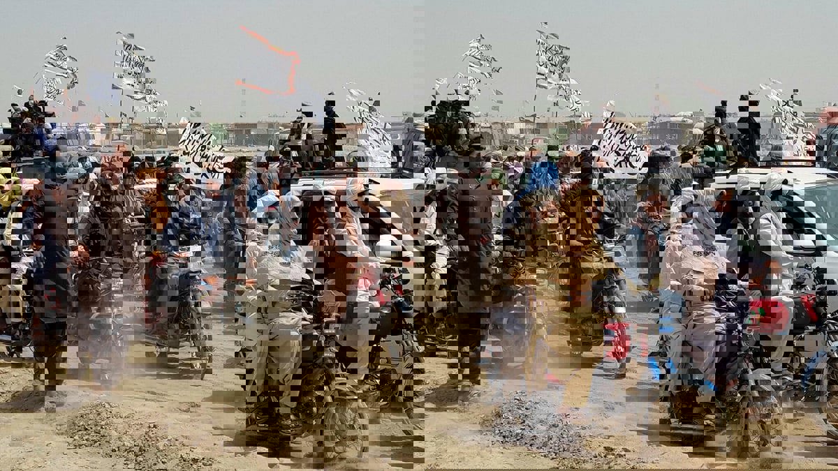 بعد قندهار.. طالبان تسيطر على لشكركاه عاصمة إقليم هلمند ومعظم مدينة "هرات"