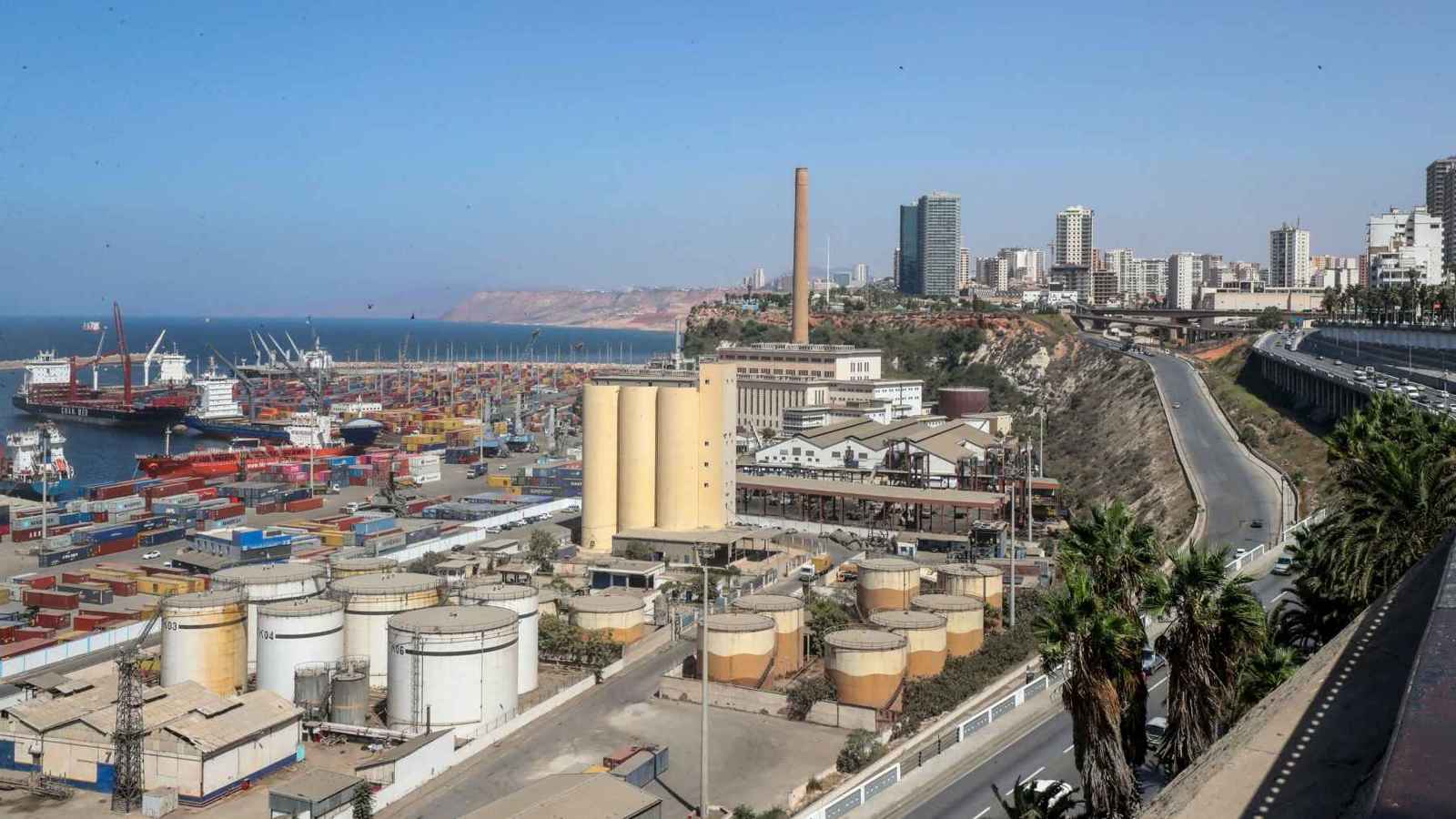 خسائر فادحة.. التصعيد الدبلوماسي بين باريس والجزائر يهدد الاقتصاد