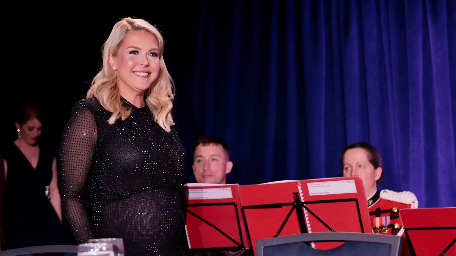 "نبوءة غريبة".. تصريح ناري لكارولين ليفيت قبيل هجوم هيلتون