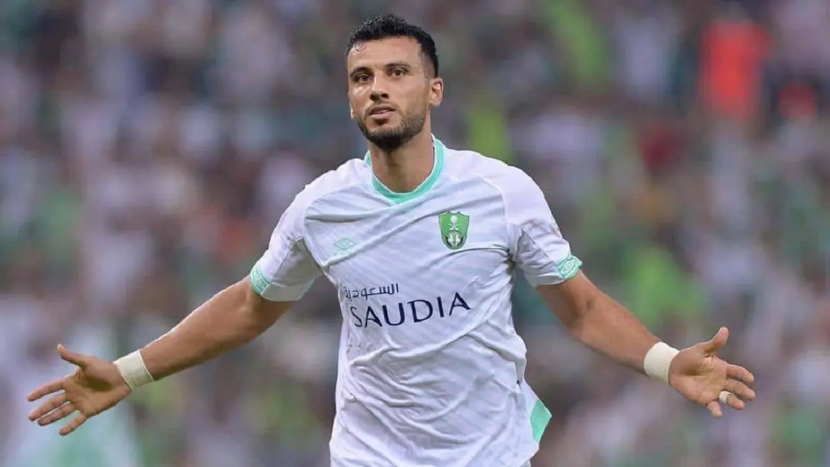 صحيفة: عمر السومة يطلب الرحيل عن النادي الأهلي السعودي
