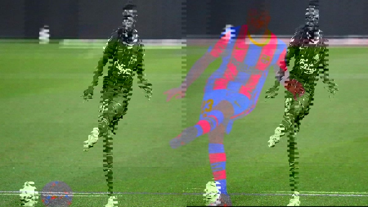 بكاء وعناق.. تسريب كواليس اجتماع خوان لابورتا مع أومتيتي