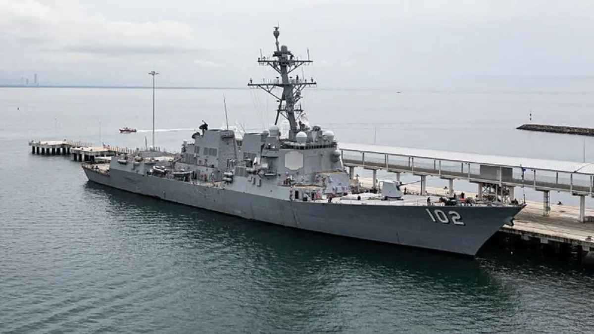 واشنطن تستفز مادورو.. هل يقوّض ترامب "دبلوماسية الزوارق الحربية"؟