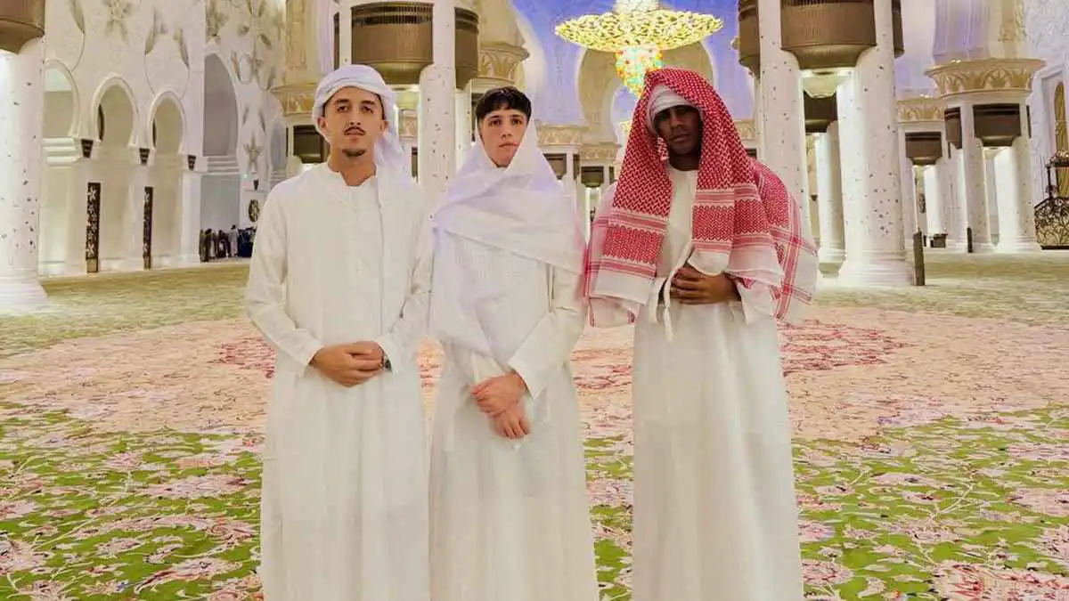 إذا ذهبت ستشعر بالسلام.. ماذا قال لامين يامال عن زيارته لمسجد الشيخ زايد؟