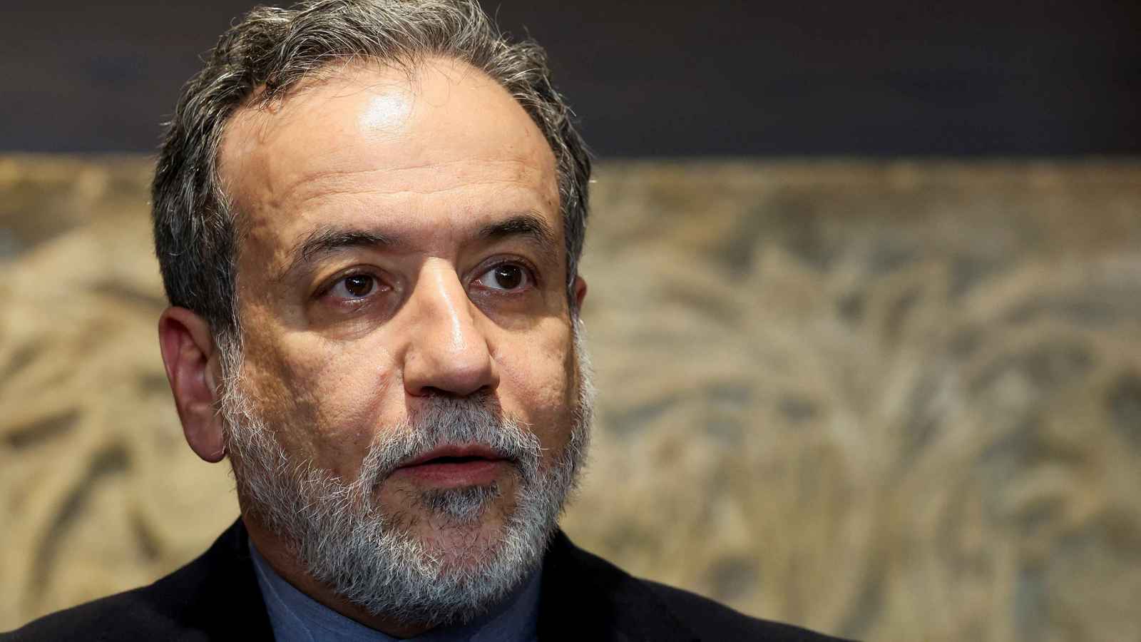 حرب الردود "مستعرة".. عراقجي يهدد إسرائيل بـ"ردّ أقوى"