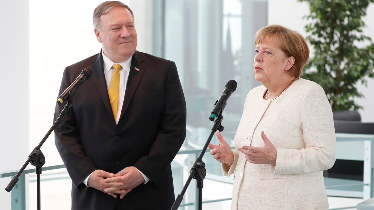 في مستهل جولة أوروبية.. مايك بومبيو يدعو ألمانيا لحظر حزب الله