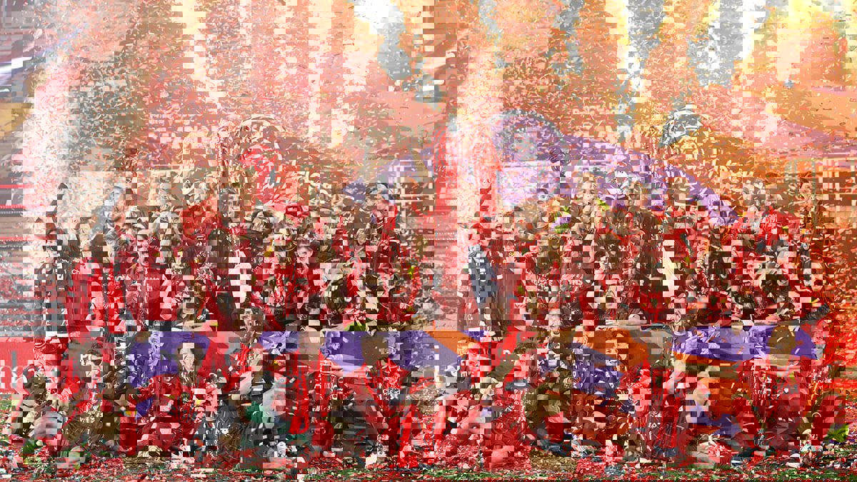 ليفربول يحصد أعلى الإيرادات المالية بعد تتويجه بالدوري الإنجليزي رغم أزمة كورونا