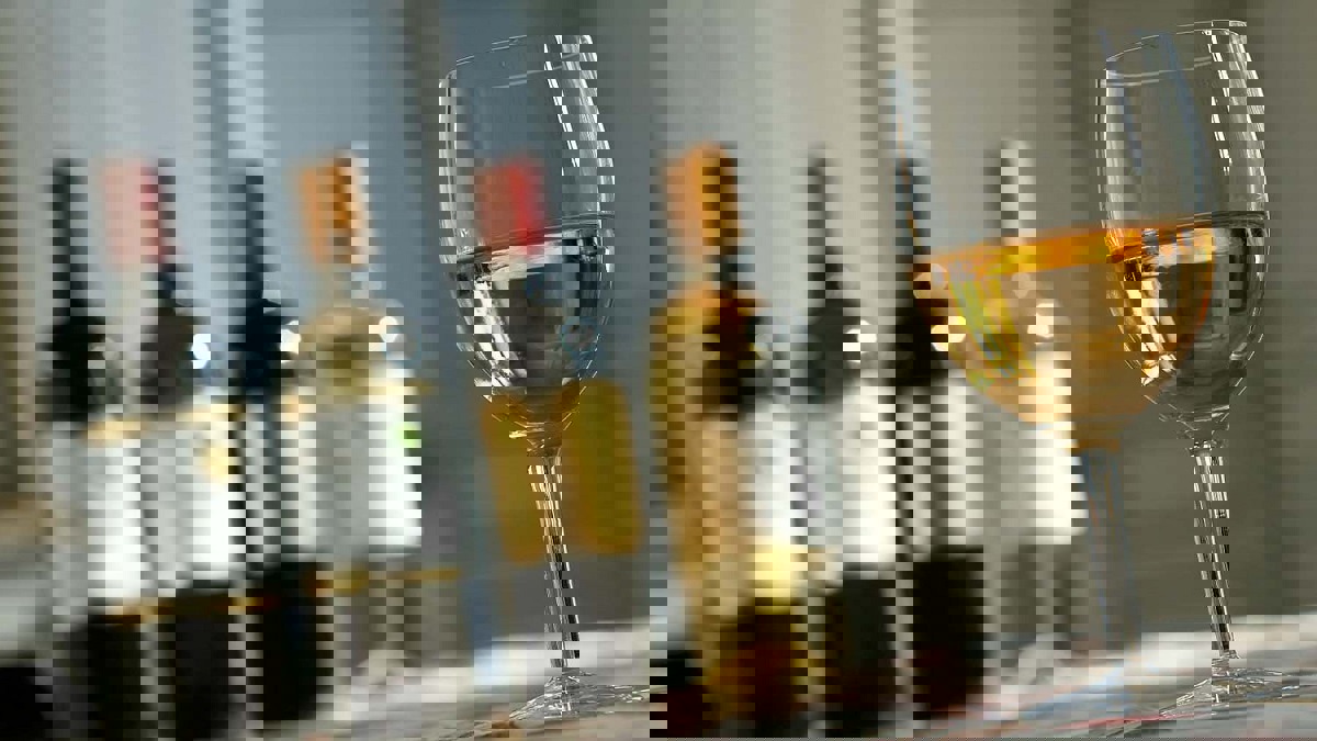 ارتفاع وفيات المشروبات الكحولية المغشوشة في إيران إلى 73‎ قتيلا