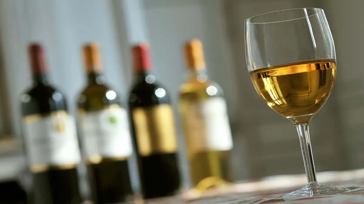 ارتفاع وفيات المشروبات الكحولية المغشوشة في إيران إلى 73‎ قتيلا