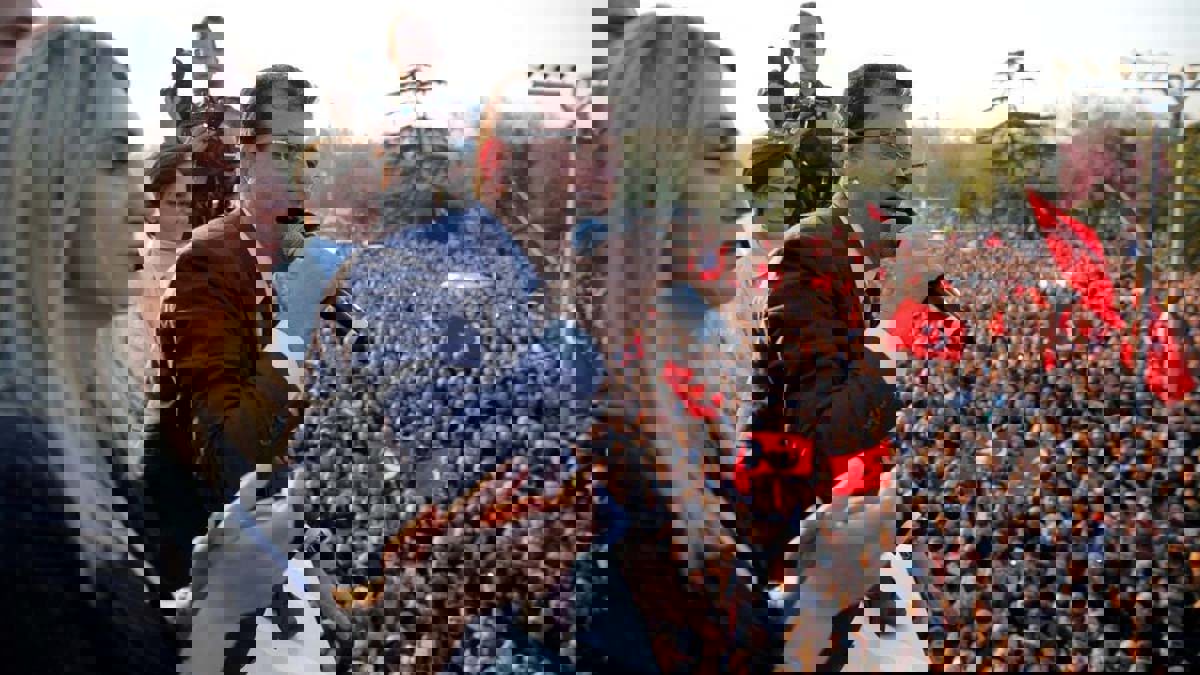 رئيس بلدية اسطنبول يعتبر قرار إلغاء انتخابه "خيانة"