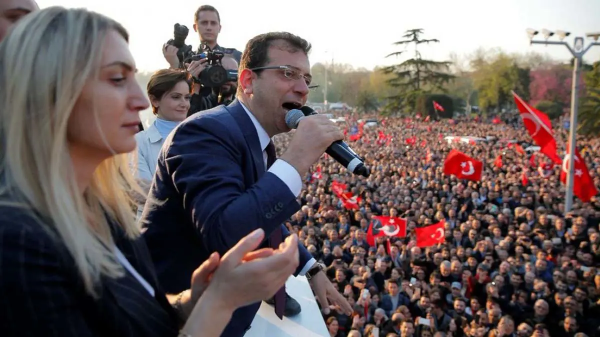 رئيس بلدية اسطنبول يعتبر قرار إلغاء انتخابه "خيانة"