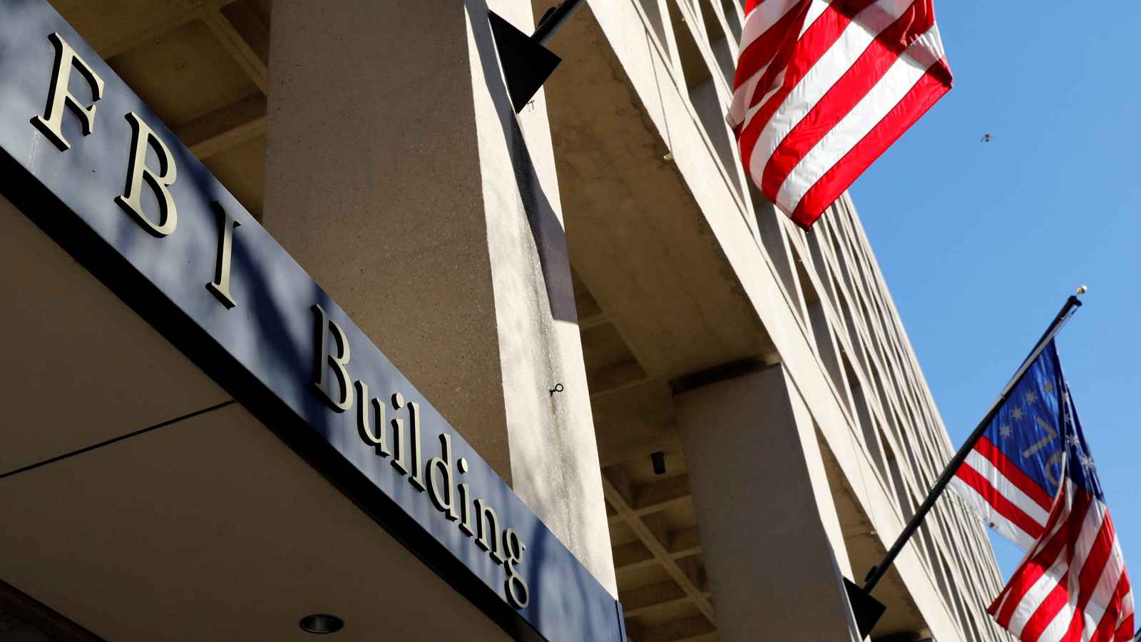 ترامب يختار دان بونجينو نائبا لمدير مكتب التحقيقات الفدرالي