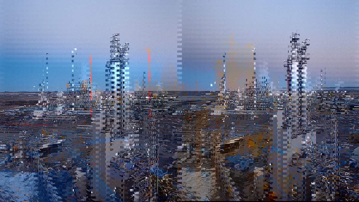 "مبادلة" الإماراتية تخطط لشراء أقدم مصافي البرازيل النفطية