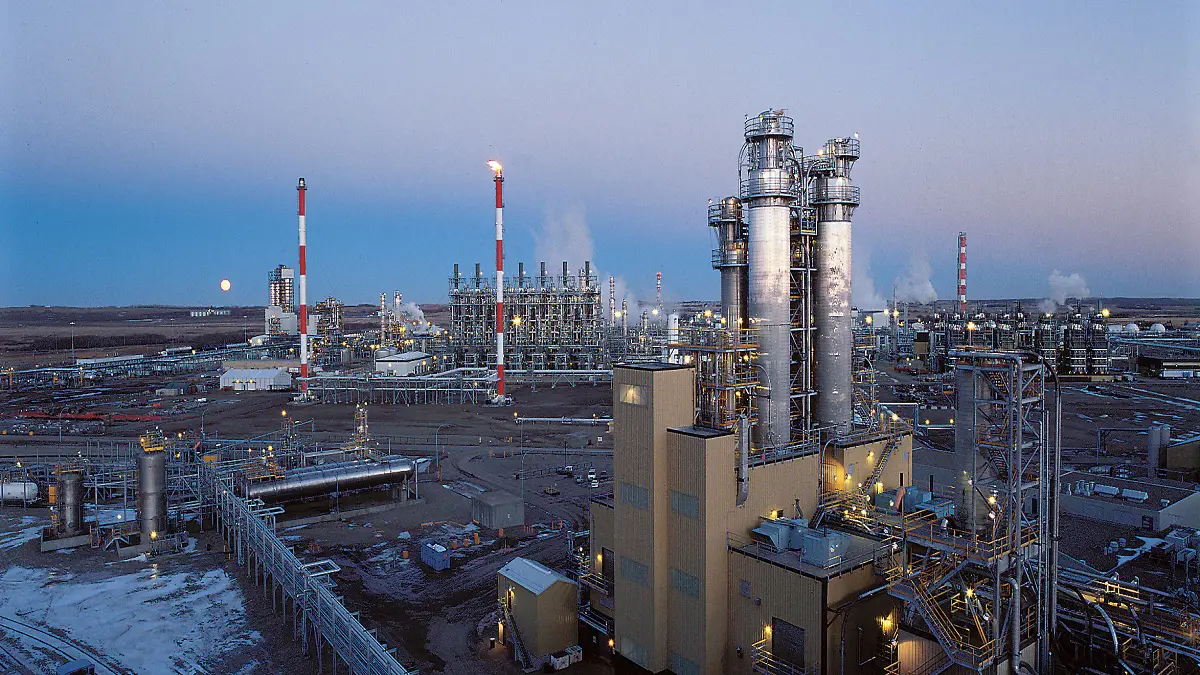 "مبادلة" الإماراتية تخطط لشراء أقدم مصافي البرازيل النفطية