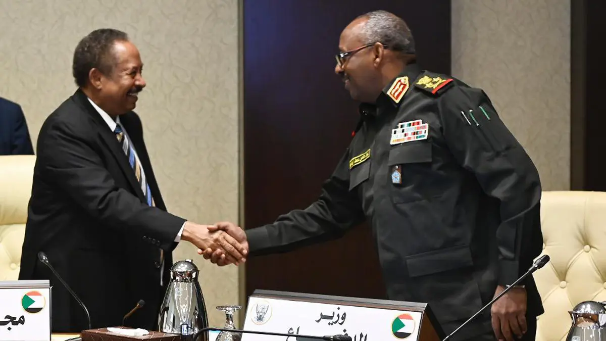 السودان.. حمدوك ينعى وزير الدفاع الراحل جمال الدين عمر