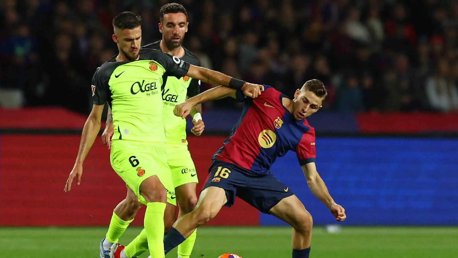 برشلونة ومانشستر سيتي والزمالك.. مواعيد مباريات اليوم والقنوات الناقلة