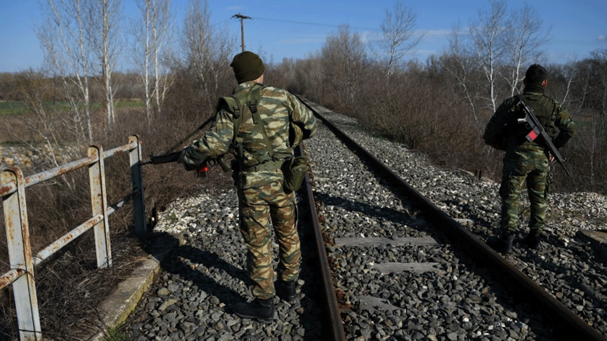 لمنع دخول المهاجرين.. اليونان تزيد طول سياج حدودها البرية مع تركيا