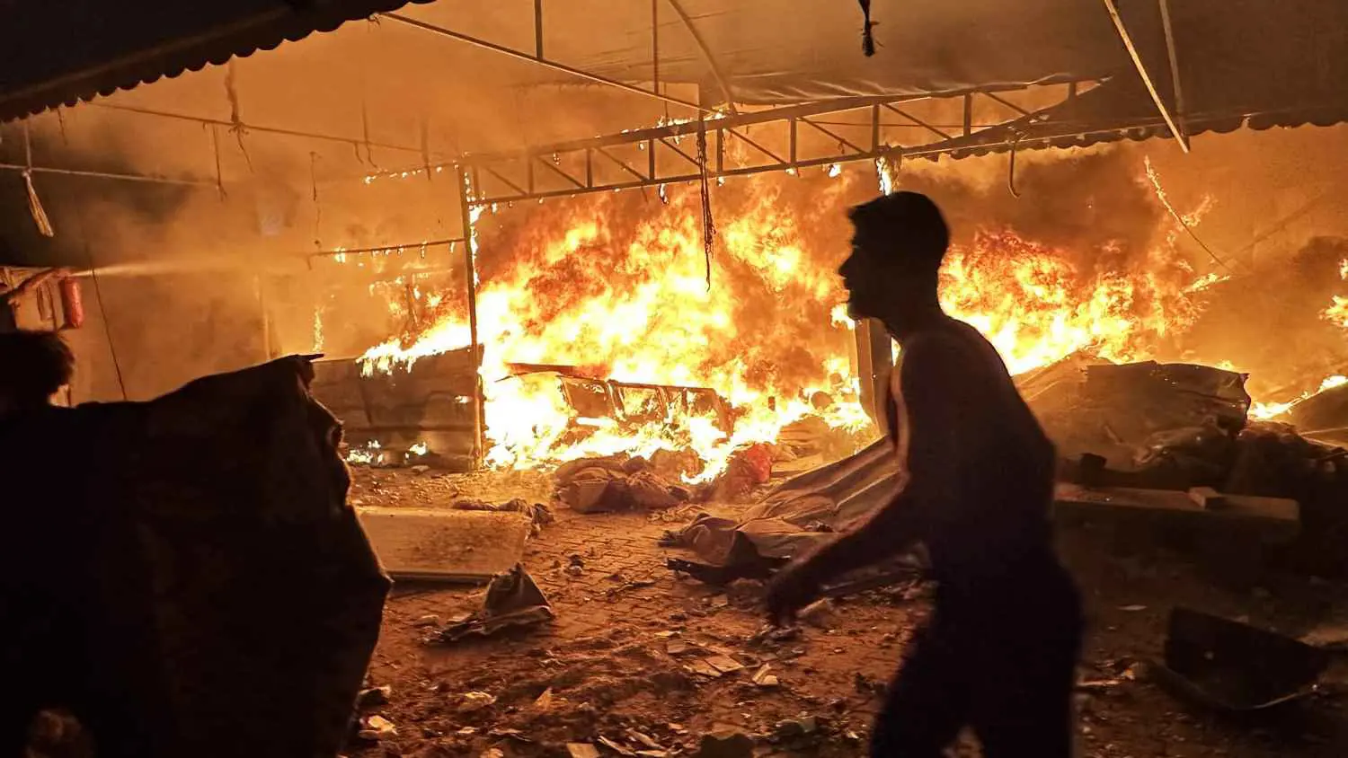 مقتل 3 فلسطينيين في قصف إسرائيلي على مدينة غزة