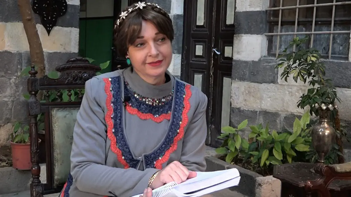 نادين خوري تنتهي من تصوير "عطر الشام 4" (صور)