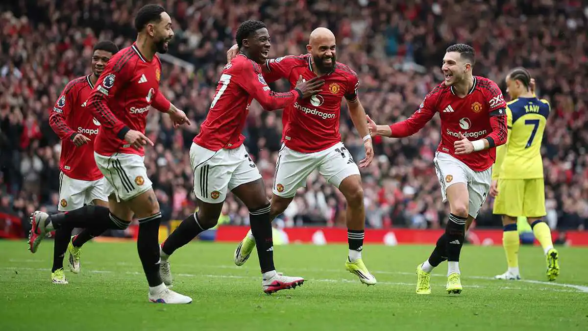 ترتيب الدوري الإنجليزي بعد فوز مانشستر يونايتد على توتنهام