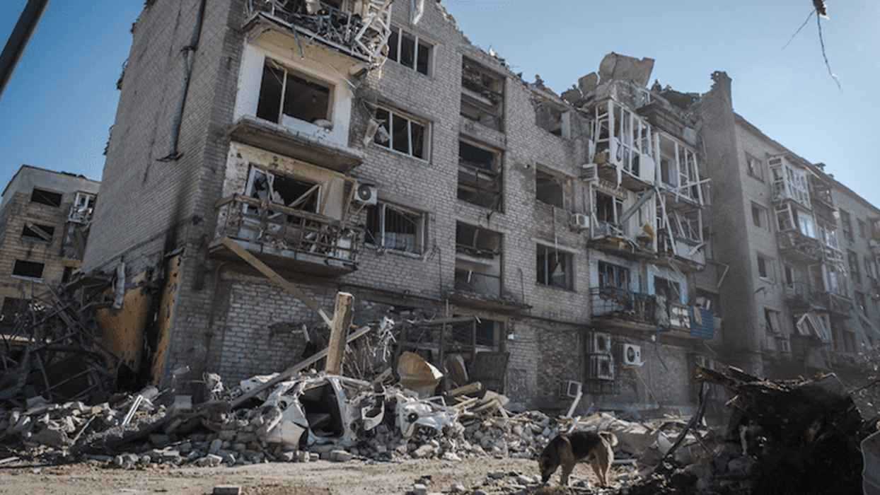 القنابل الانزلاقية الروسية تهدد خطوط دفاع أوكرانيا.. سقوط بوكروفسك "على المحك"